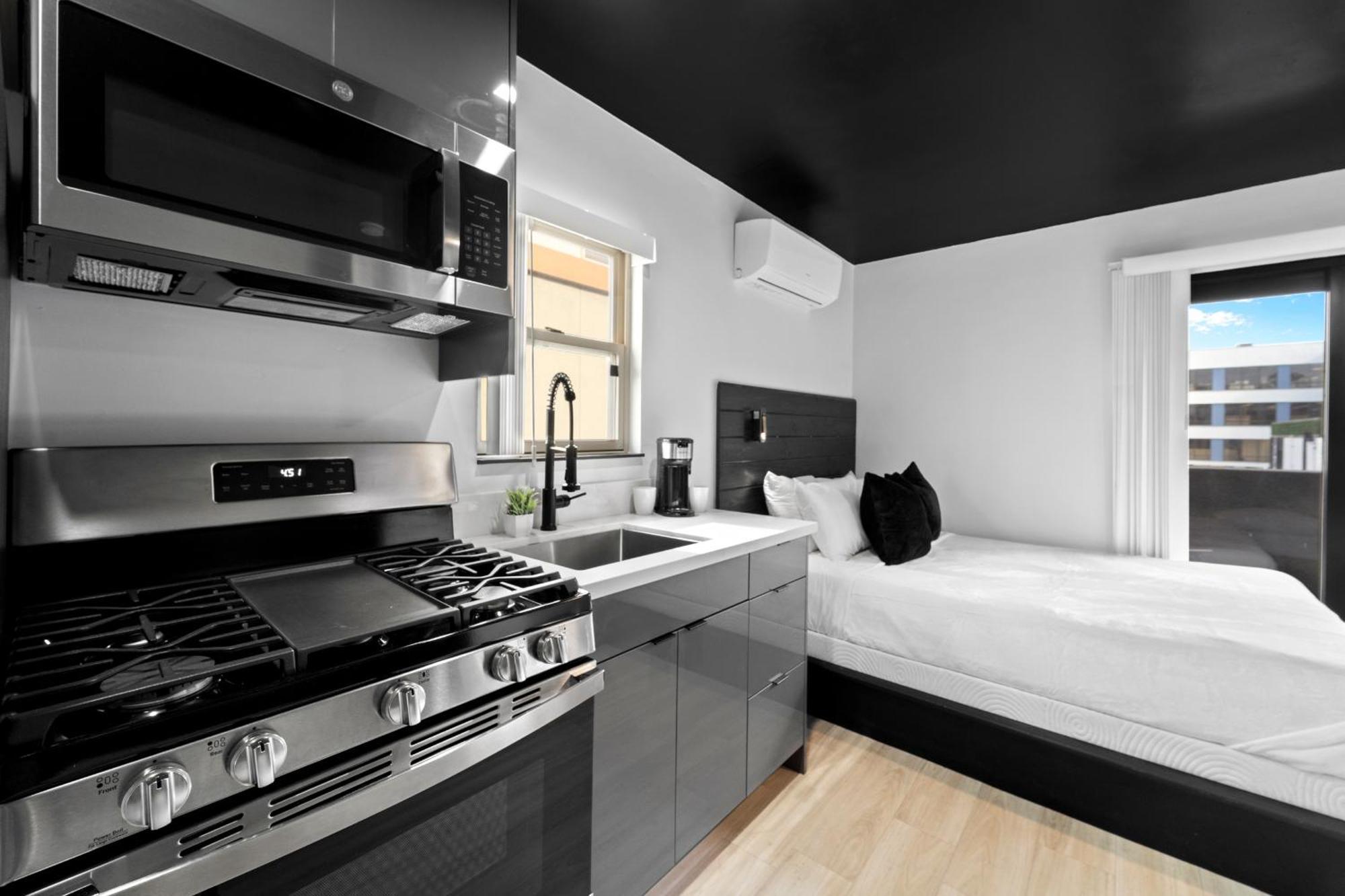 Balboa Park Downtown Little Italy Hotel 3*